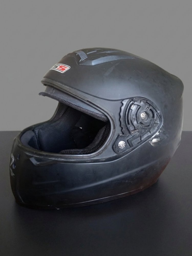 LSS Virtue Mat Siyah Hasarlı Kask