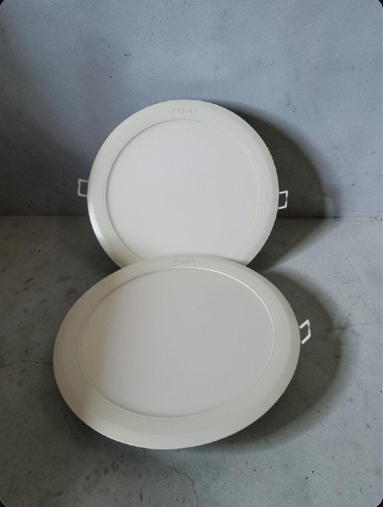 2 Adet Philips Essential 15W Led Spot