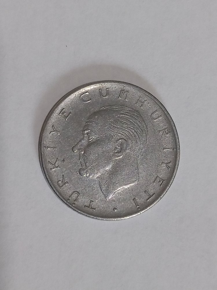 1 Lira Hatıra  Madeni Para (1975)