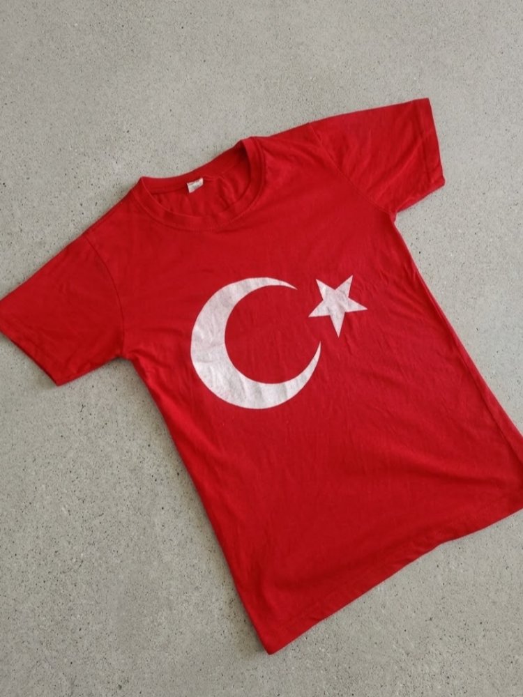 Türk Bayraklı Unisex Tişört