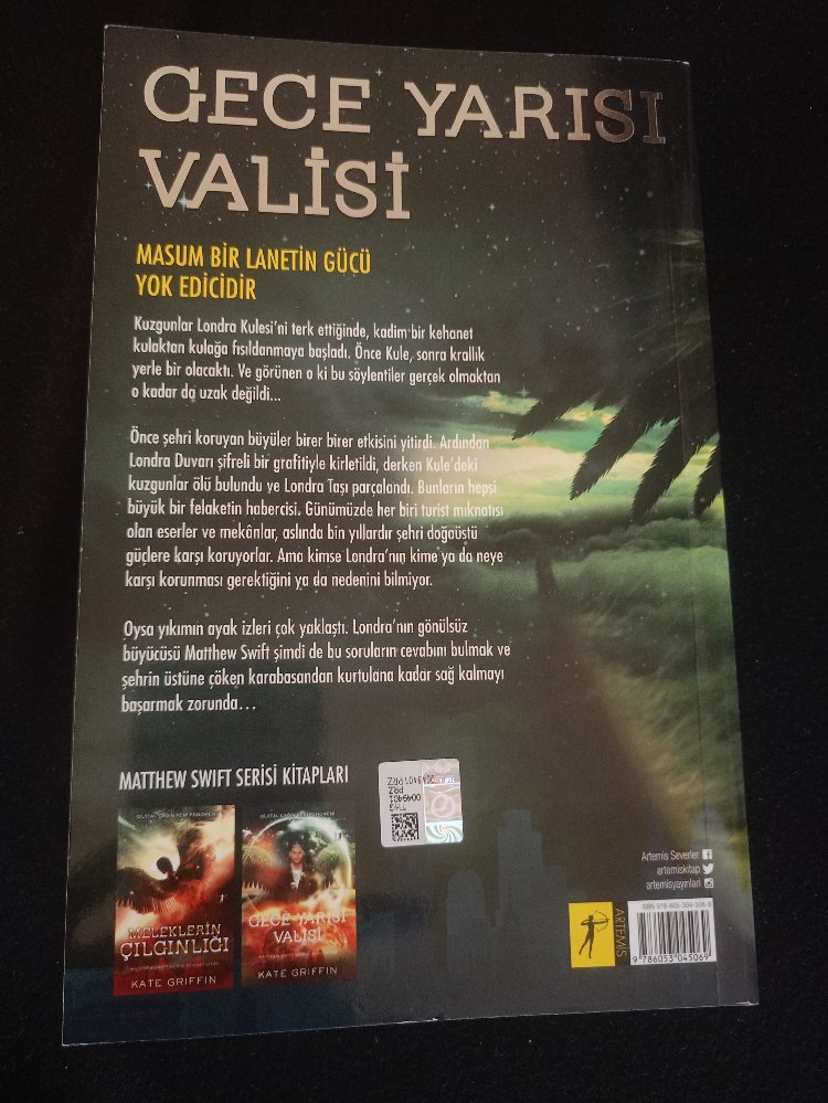 Gece Yarısı Valisi Fantastik Kitap