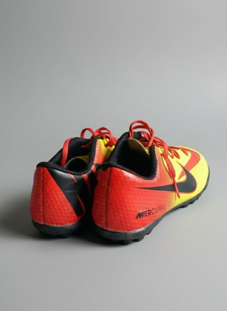 Nike Mercurial Halı Saha Ayakkabısı