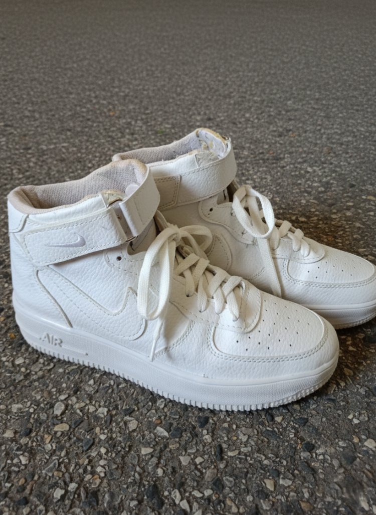 Nike Air Force 1 '07 Mid Triple White