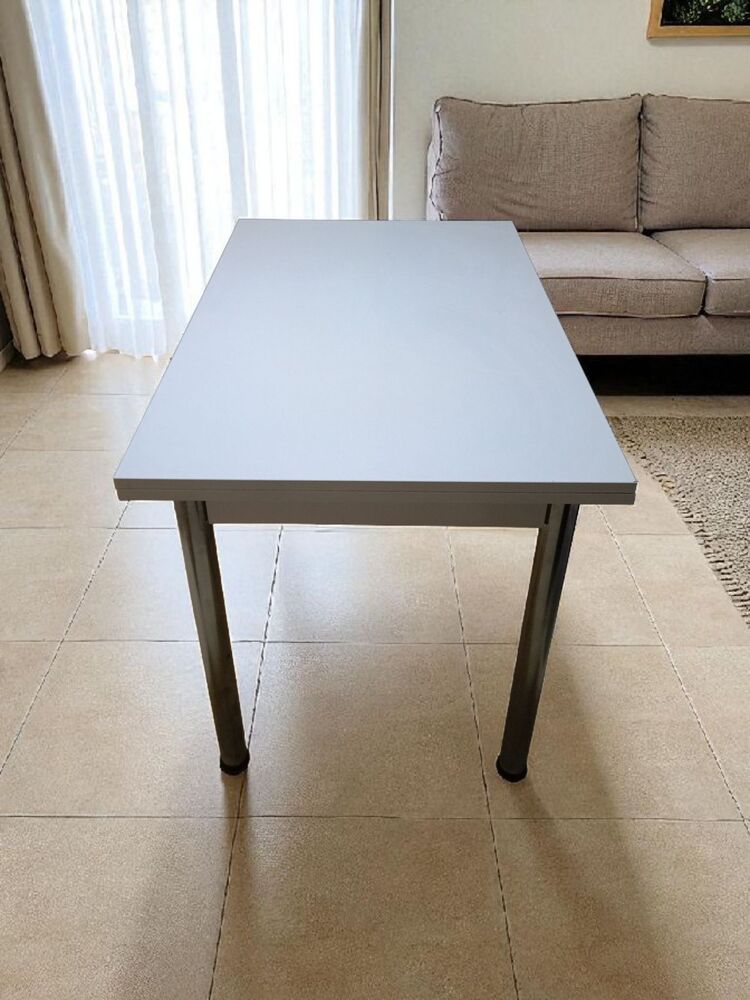 İkea Model 6 kişilik Açılır Kapanır Masa
