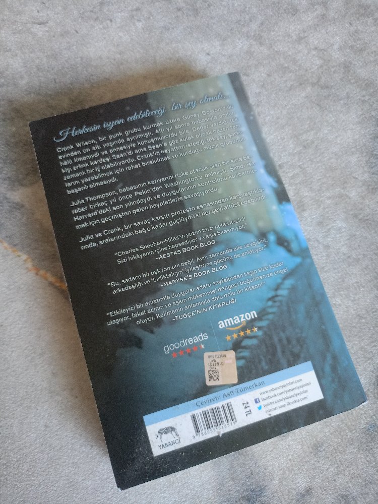 Julia'nın Şarkısı Kitabı