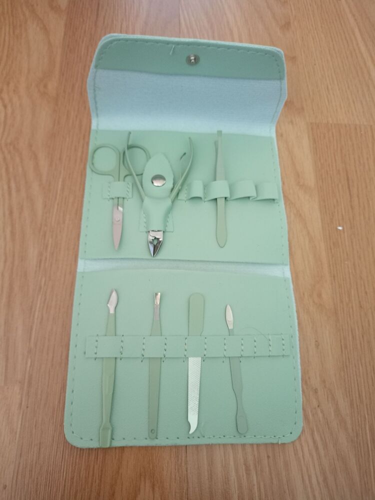 Deri Çantalı Manikür Pedikür Seti
