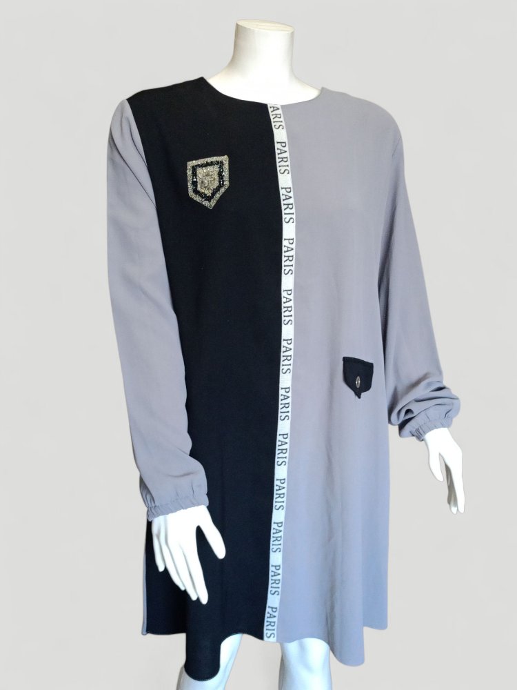 Yazı Detaylı Gri- Siyah Tunik