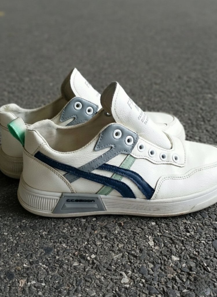Asics Model Beyaz Spor Ayakkabı (40)