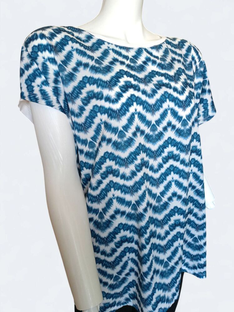 Turkuaz Desenli Bluz / T-shirt