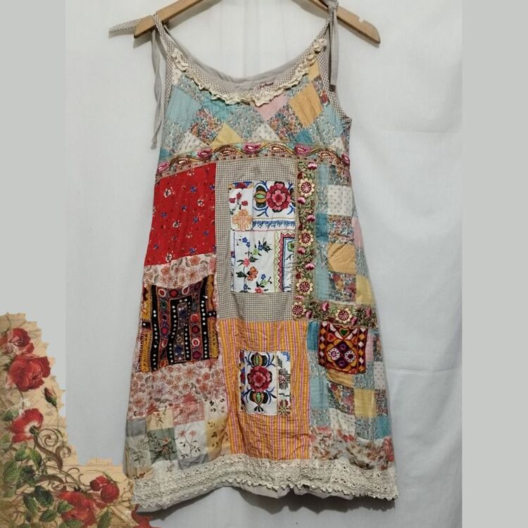 KETEN PATCHWORK ELBİSE . 