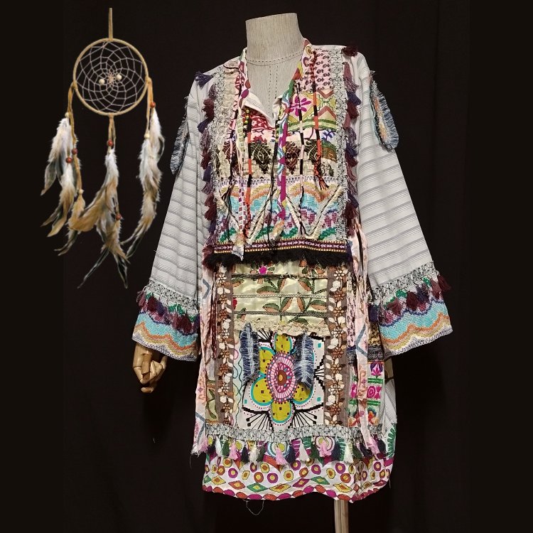 ŞAMAN TASARIM ELBİSE