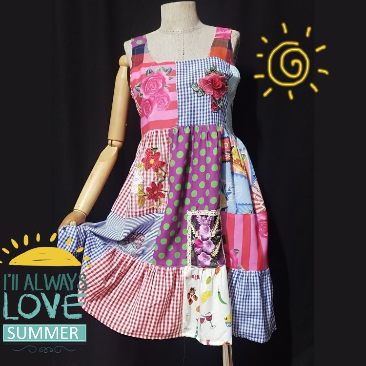 ASKILI YAZLIK PATCHWORK ELBİSE