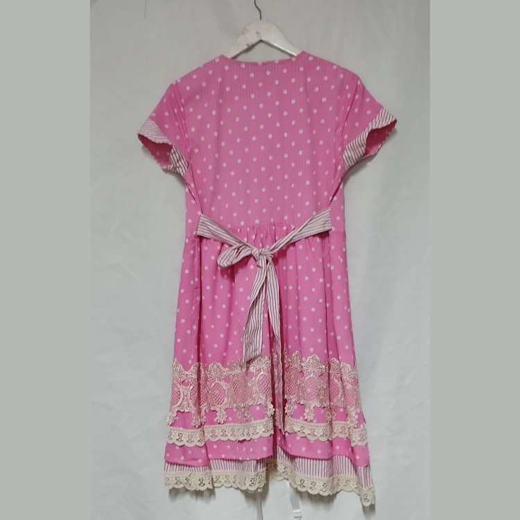 PEMBE PUANLI VİNTAGE ELBİSE 