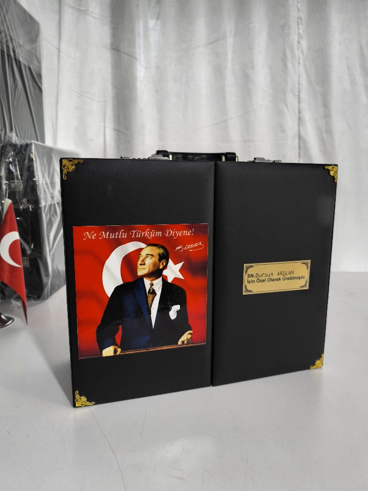 37'ADETLİ ATATÜRK RESİMLİ ÖZEL İSİMLİ TESBİH KOLEKSİYON ÇANTASI