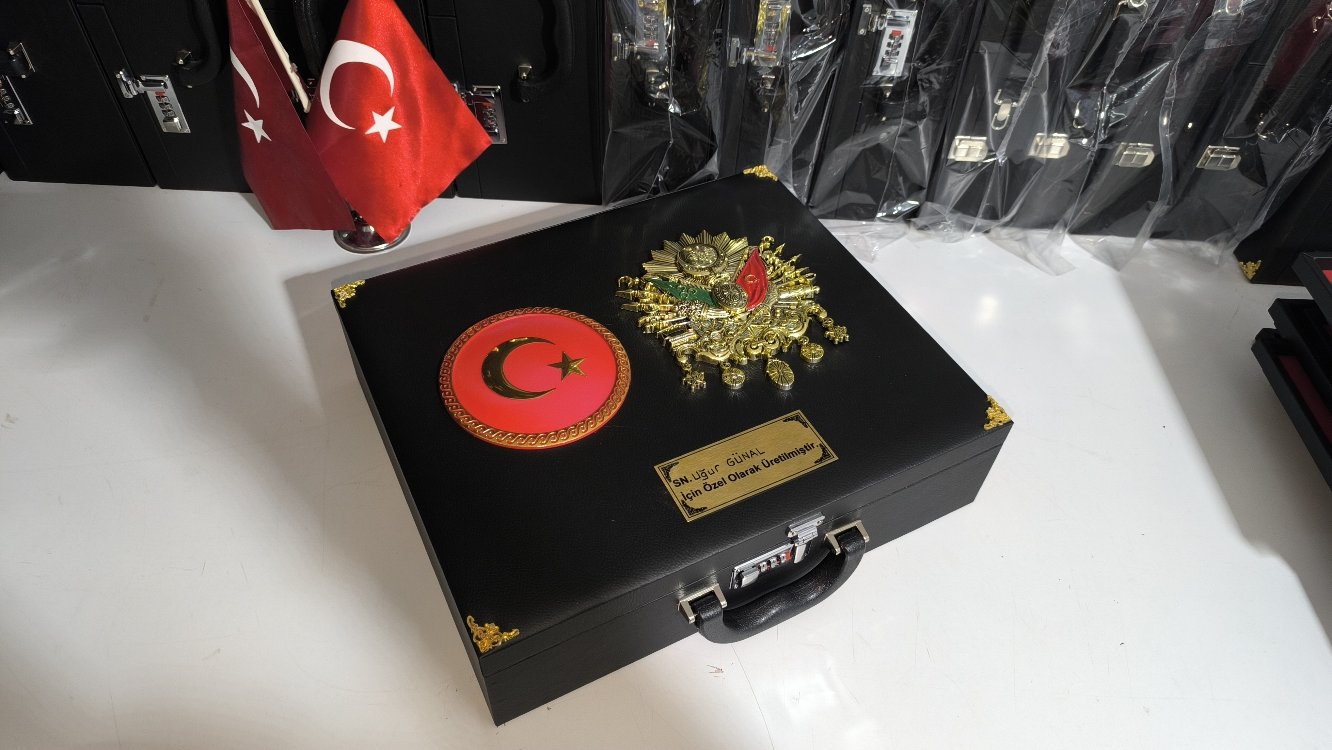 74'ADETLİ OSMANLI TUĞRALI TÜRK BAYRAKLI ÖZEL İSİMLİ TESBİH KOLEKSİYON ÇANTASI 
