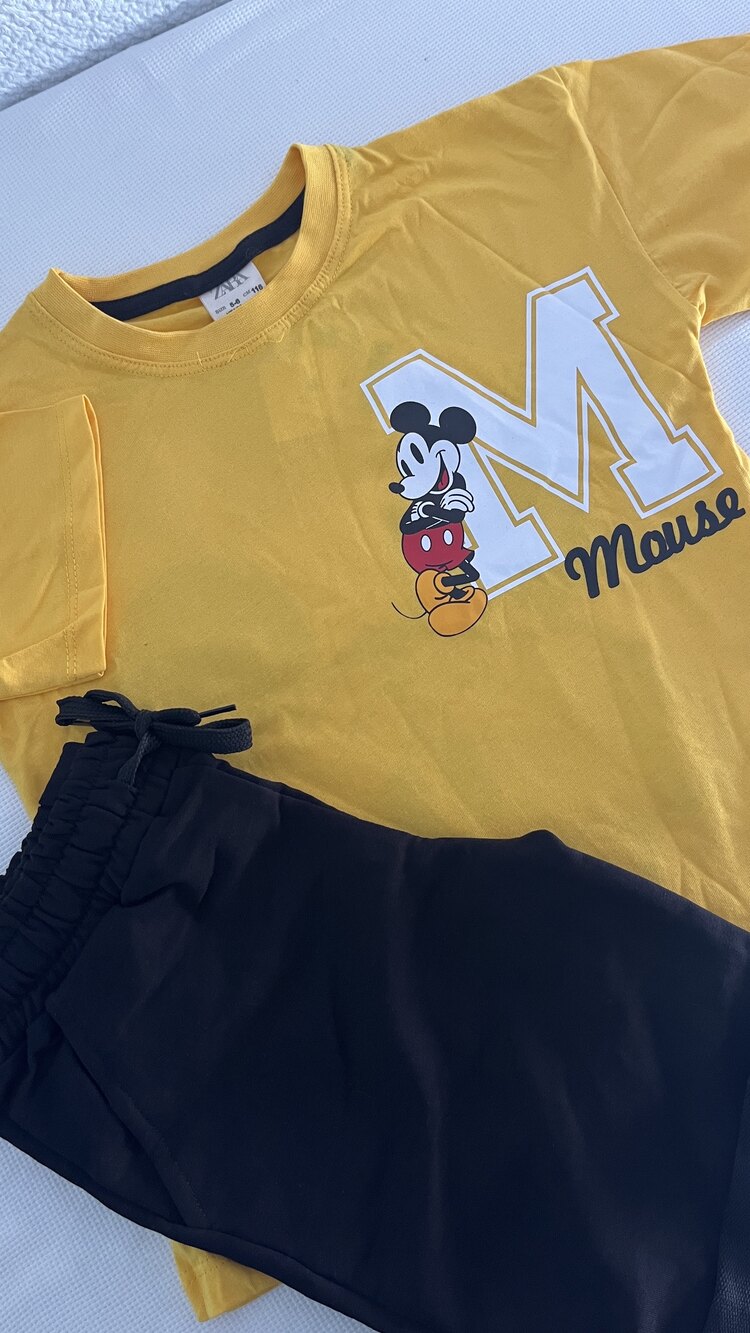 Çocuk Mickey takımı