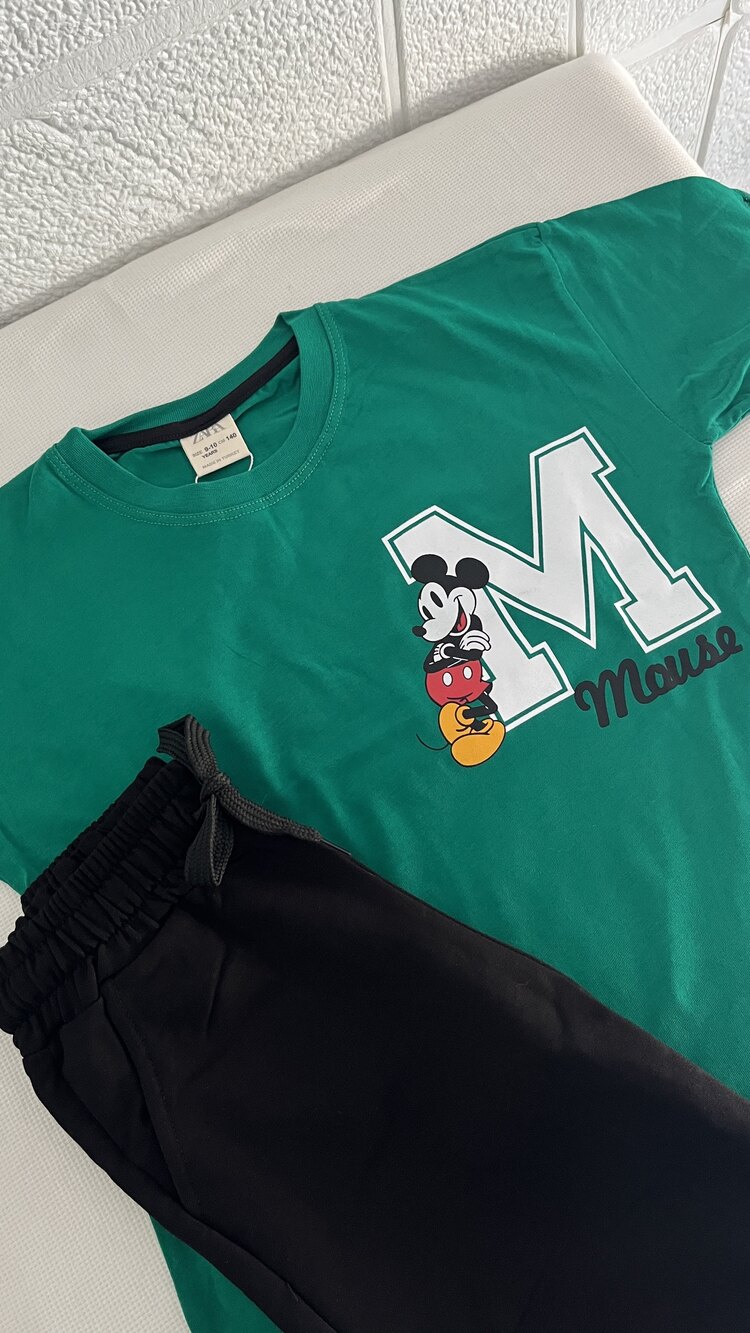 Çocuk Mickey takımı
