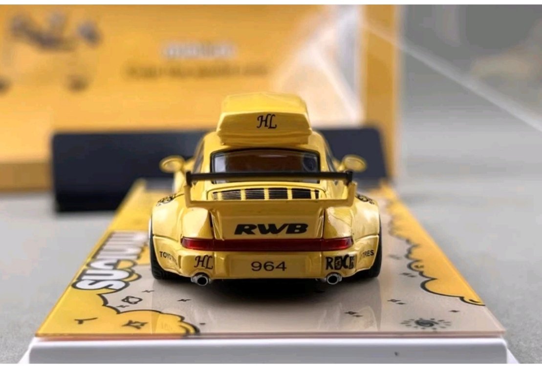 Ultimate Player Porsche 964 RWB Minion Portbagaj