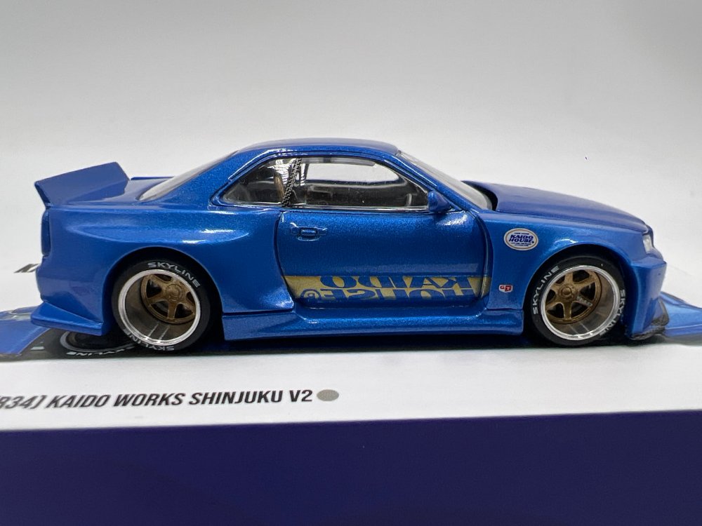 Kaido House 158 Nissan Skyline GT-R (R34) Kaido Works (V2 Aero) SHINJUKU V2