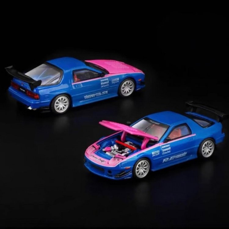 Pop Race 1/64 APA XPO 2025 Exclusive Mazda RX7 FC3S RE Amemiya Blue & Pink - S44-APAxpo2025