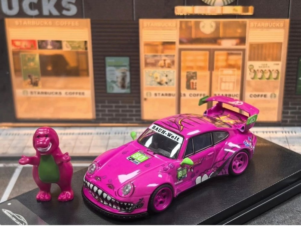Model Collect 1:64 Porsche RWB 993 High Wing Roxy Livery + Figure