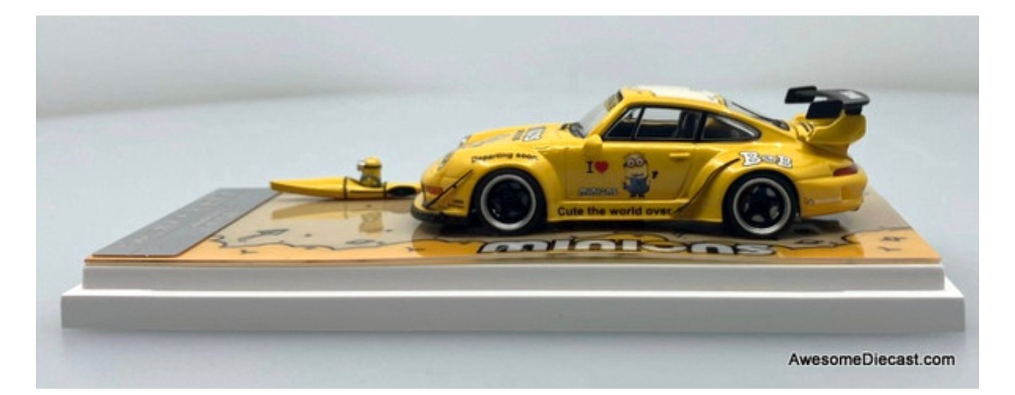 Ultimate Player Porsche 993 RWB Minion Kayak