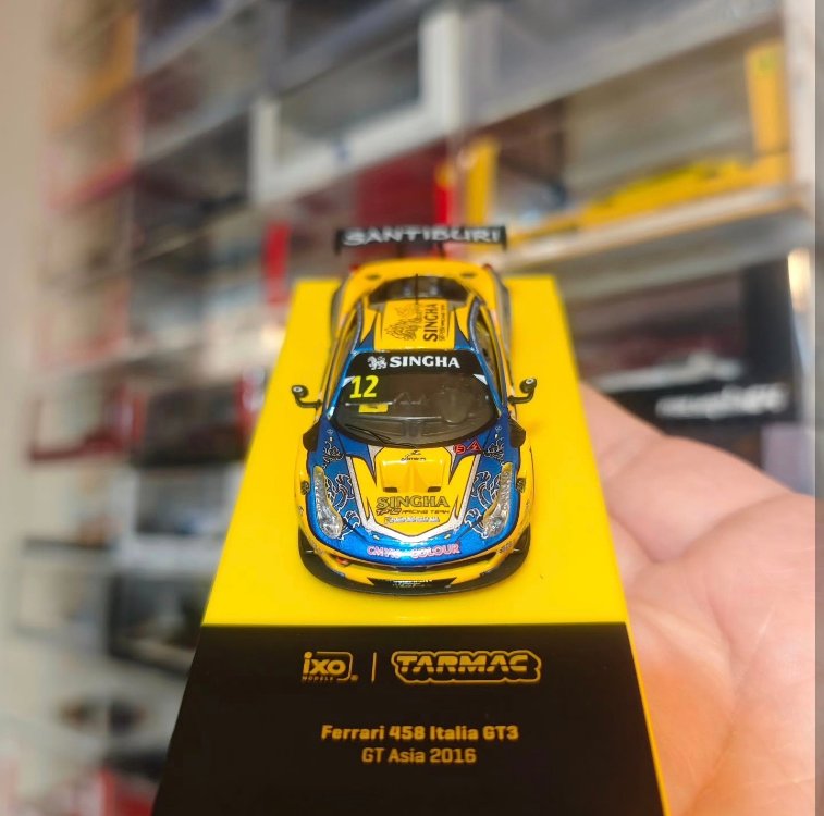Tarmac Works X iXO Models 1/64 Ferrari 458 Italia GT3 GT Asia 2016 #12 - HOBBY64