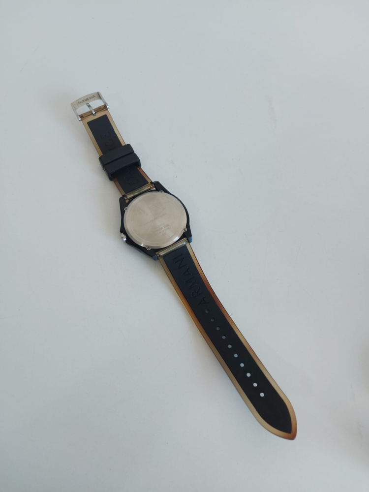Çok Temiz Orijinal Armani Exchange Erkek Saat • kordon çevresi(en uç delikte)20cm •