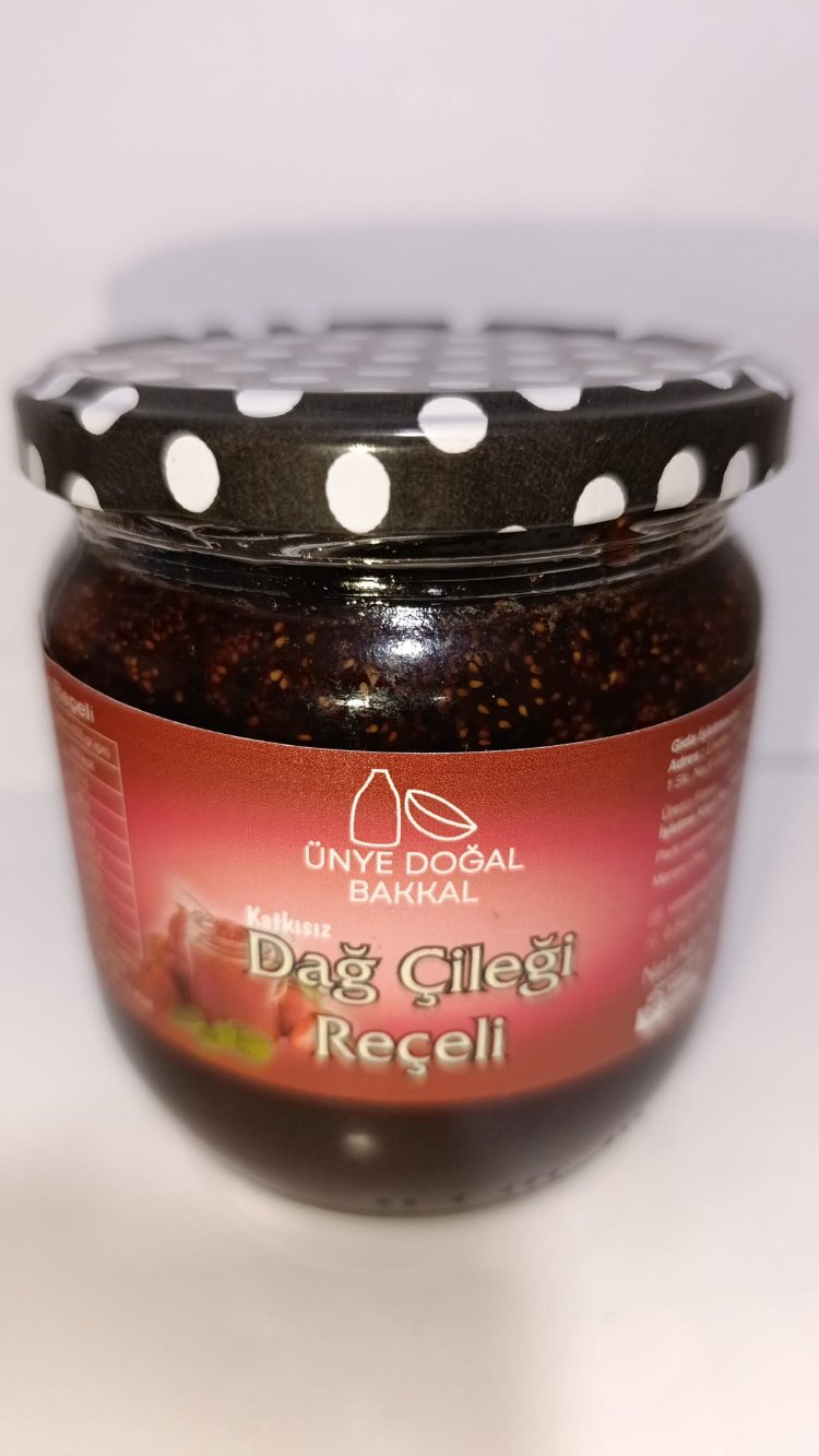Dağ çileği reçeli 425 CC kavanozda 500gr.