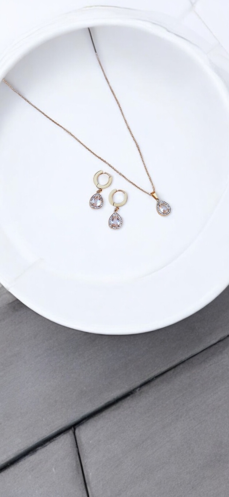 Beyaz taşlı pandora set (gold)