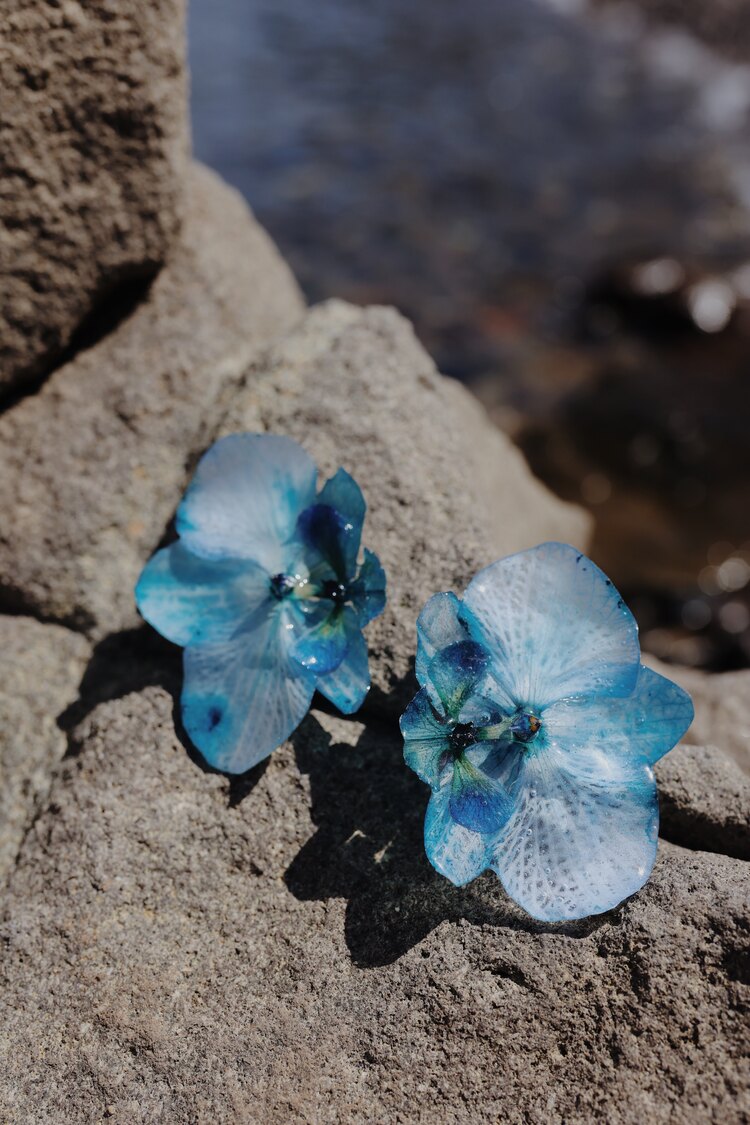 Blue Orchid Stud