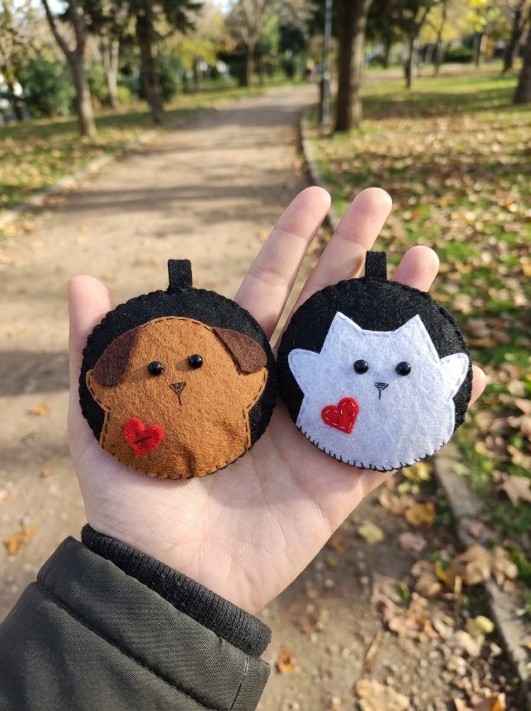 Kedi ve Köpek Anahtarlık Seti