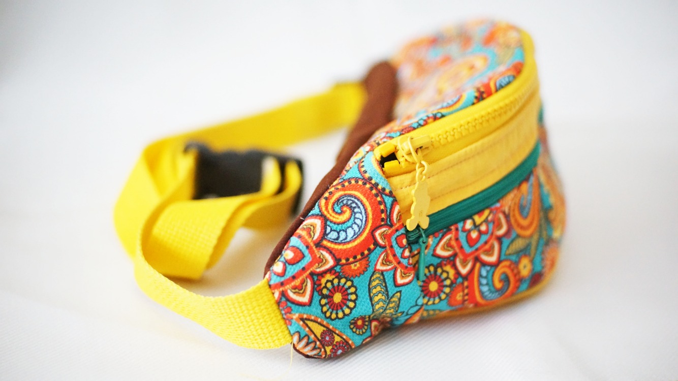 Paisley Bel Çantası