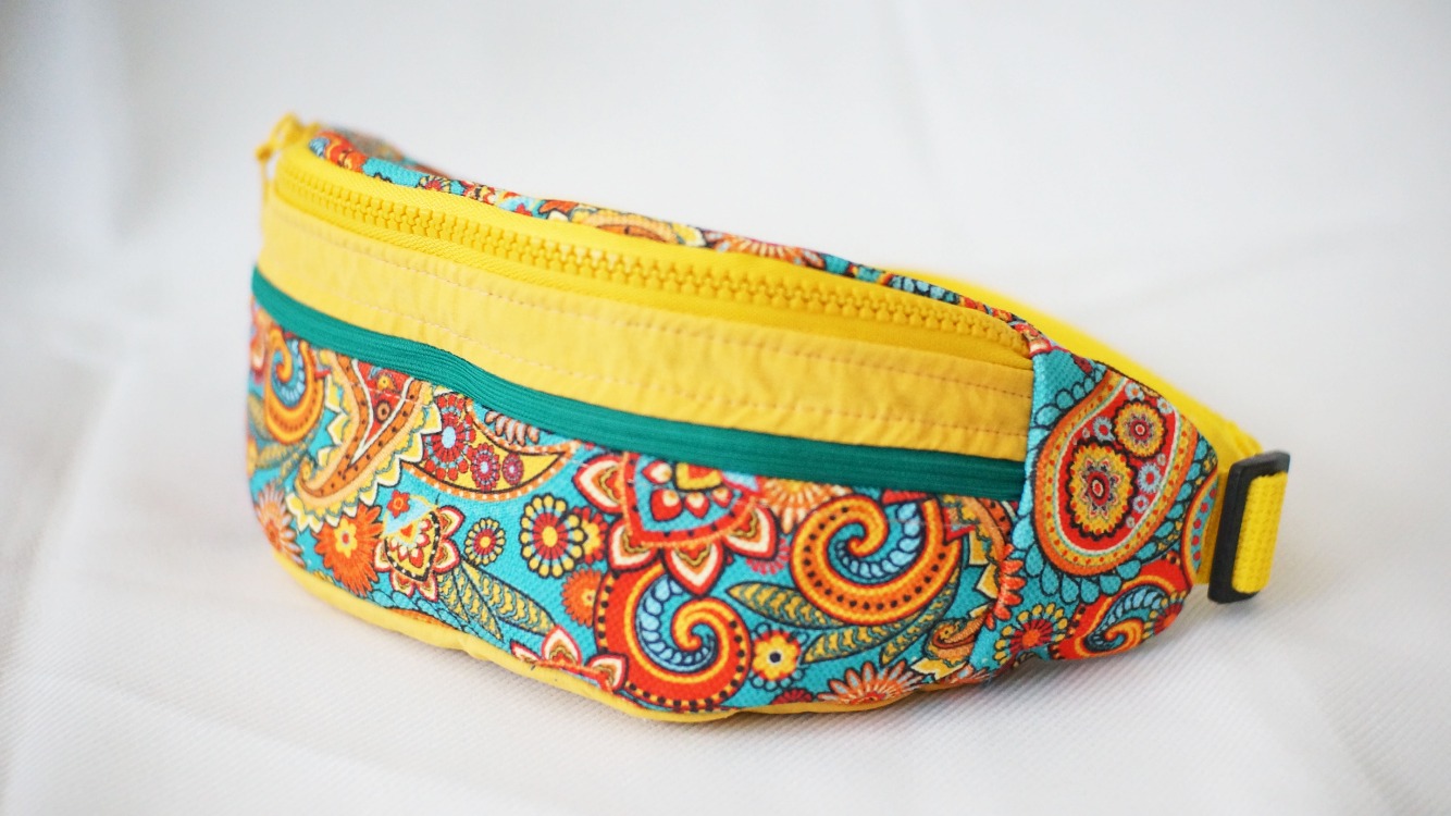 Paisley Bel Çantası