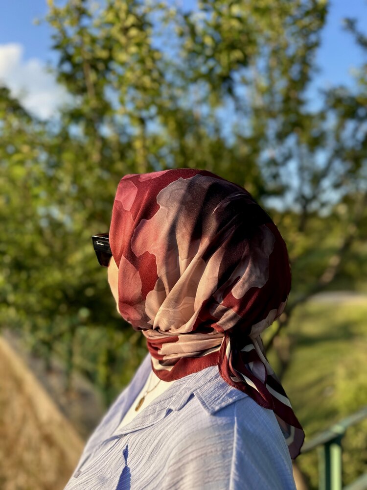 İri Çiçek Serisi Bordo Eşarp
