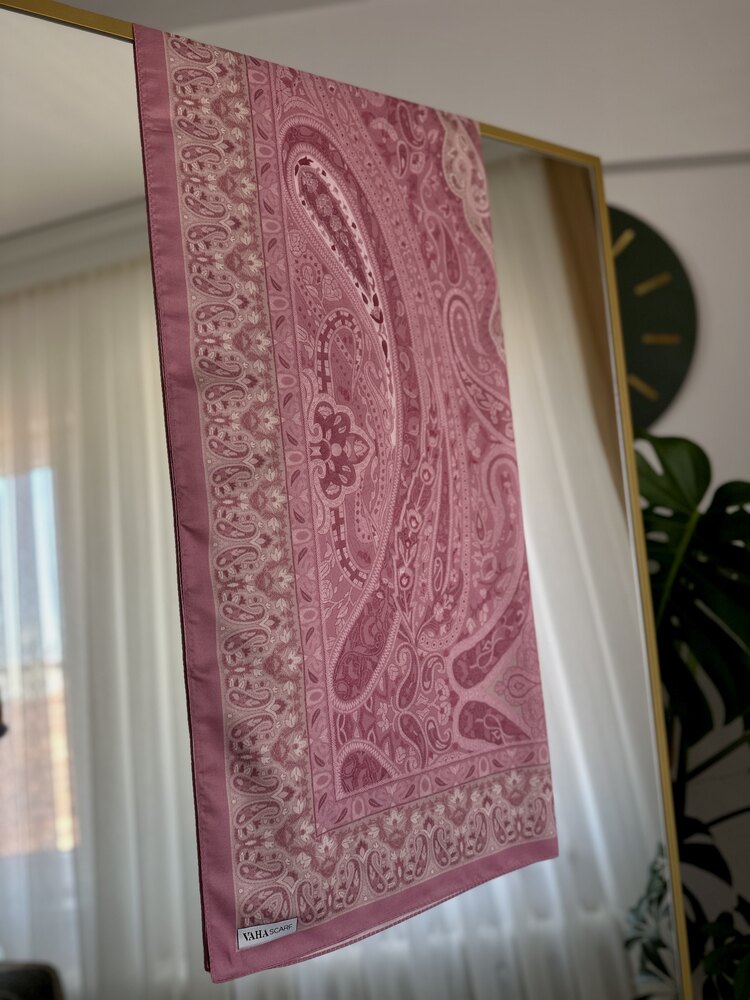 Pembe Nakış Etnik Koleksiyon