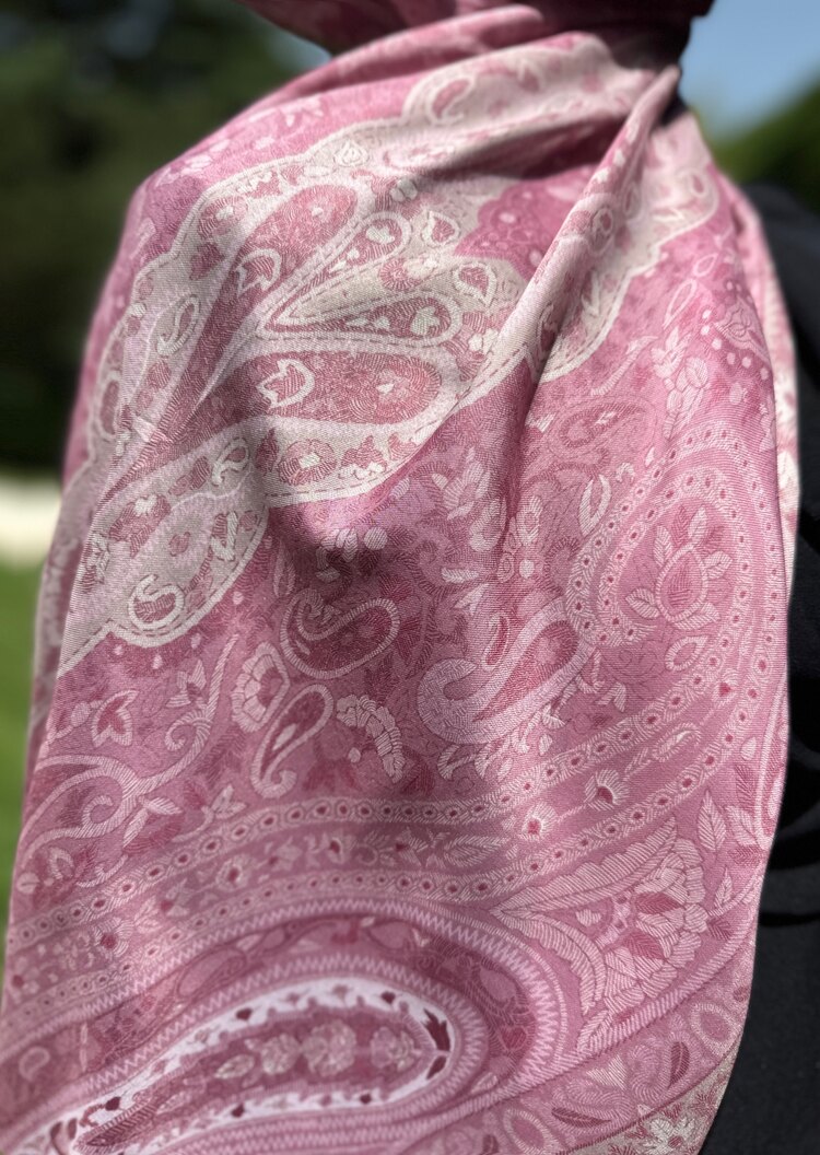 Pembe Nakış Etnik Koleksiyon