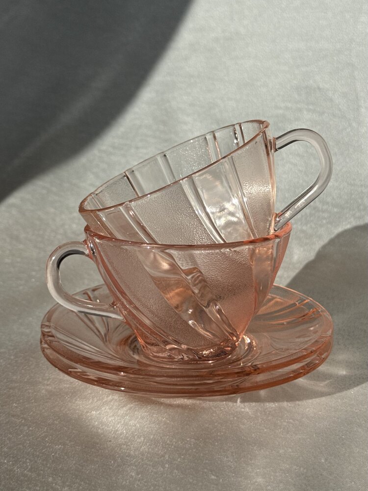 Blush Elegance Çay Fincanı Seti