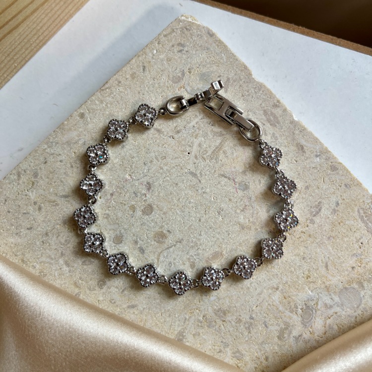 Van Cleef Silver Şık Bileklik