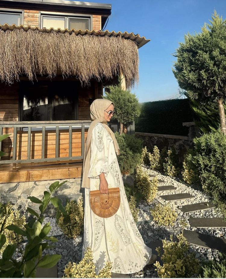 Desenli elbise 
