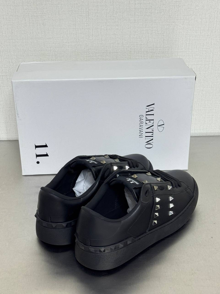 Valentino Sneakers