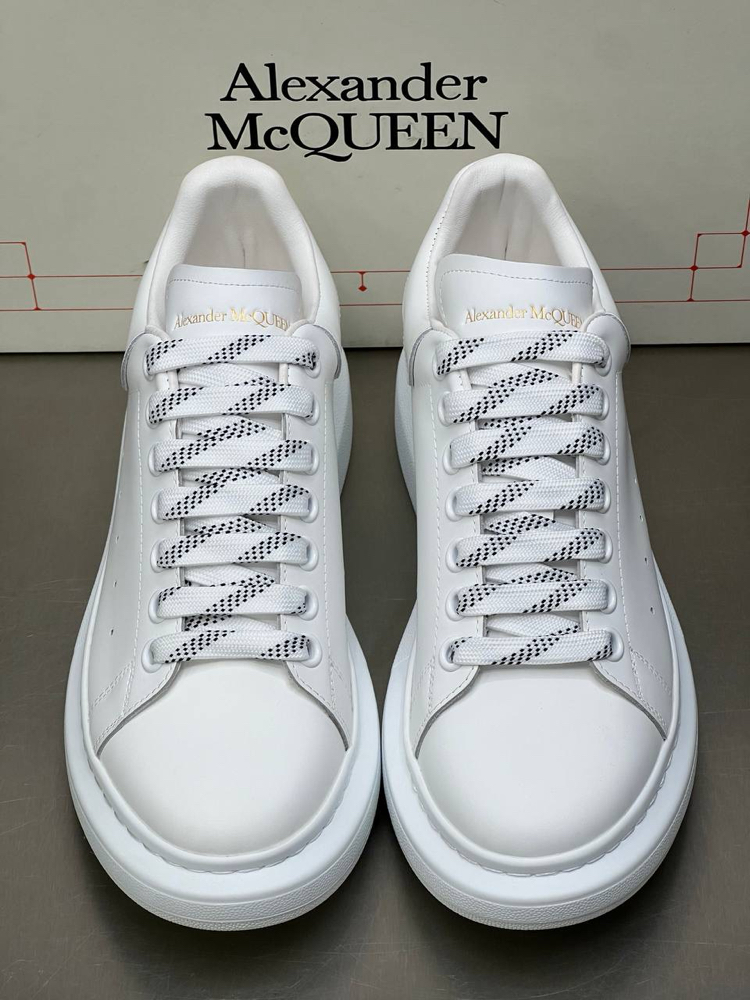 Alexander McQueen Sneakers