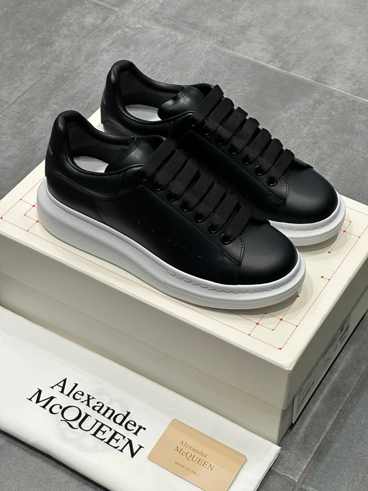 Alexander Mcqueen Siyah