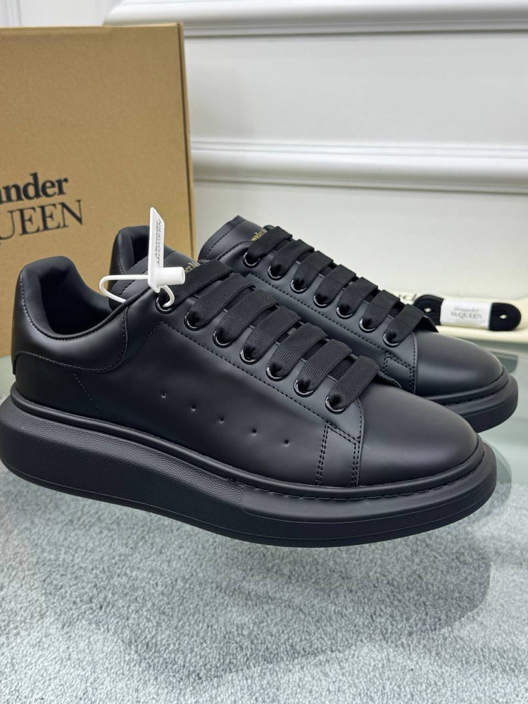 Alexander McQueen Sneakers