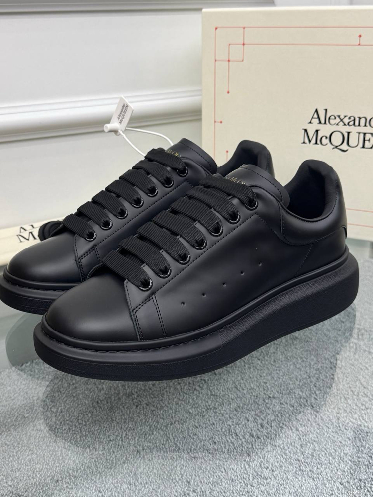Alexander McQueen Sneakers