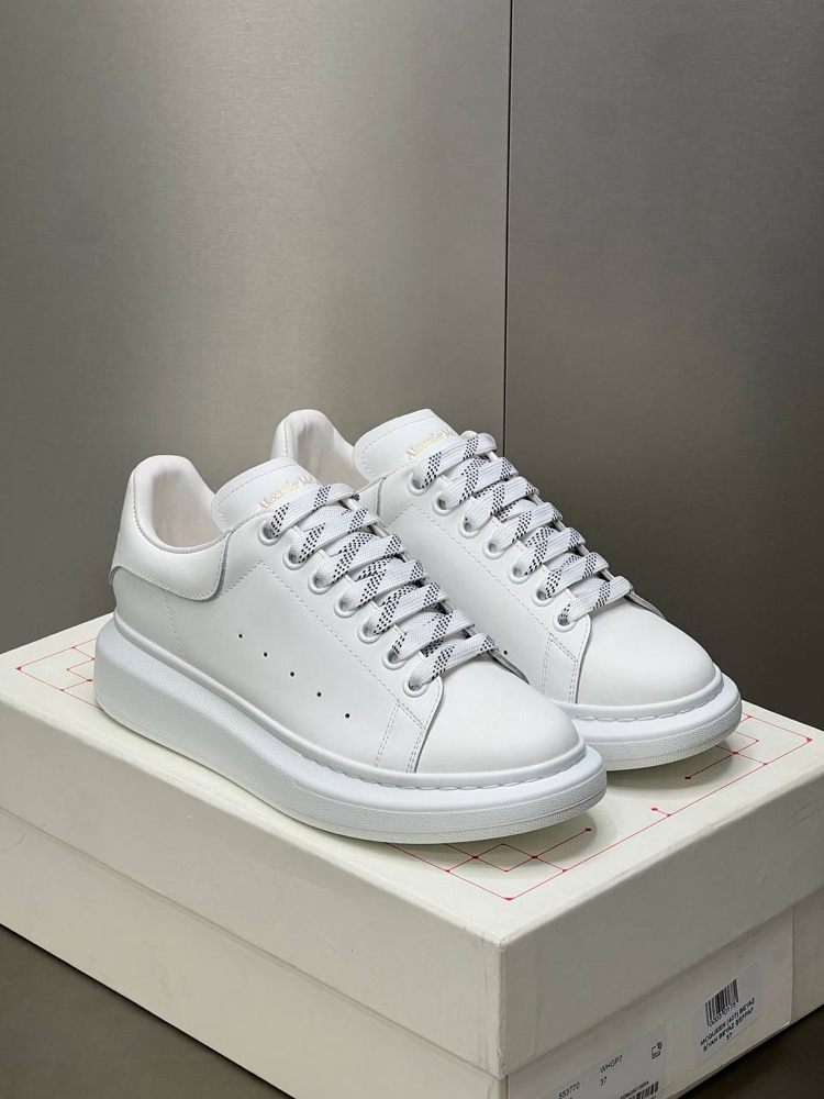 Alexander McQueen Sneakers