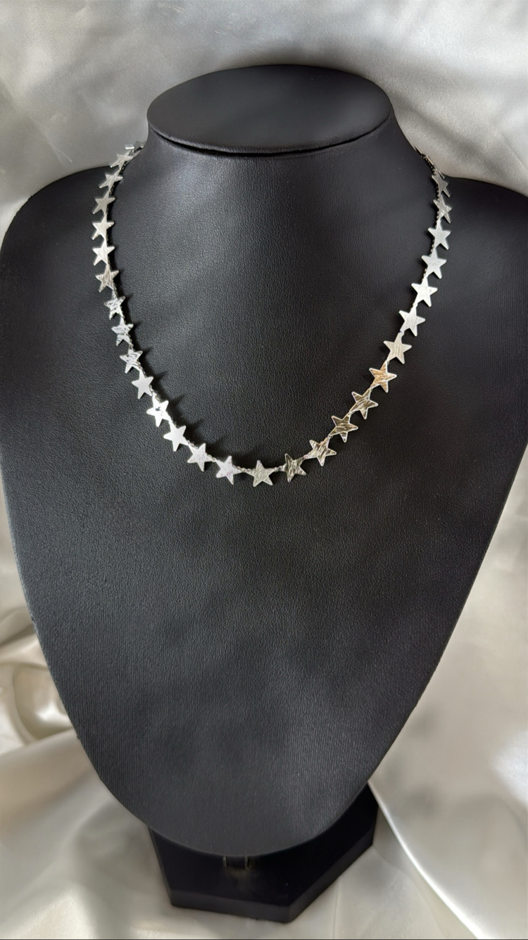 Silver Pul Sıralı Yıldız Kolye