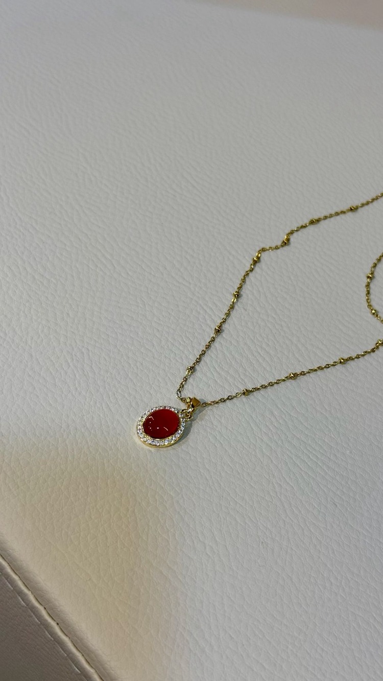 Bordo Madalyon Kolye
