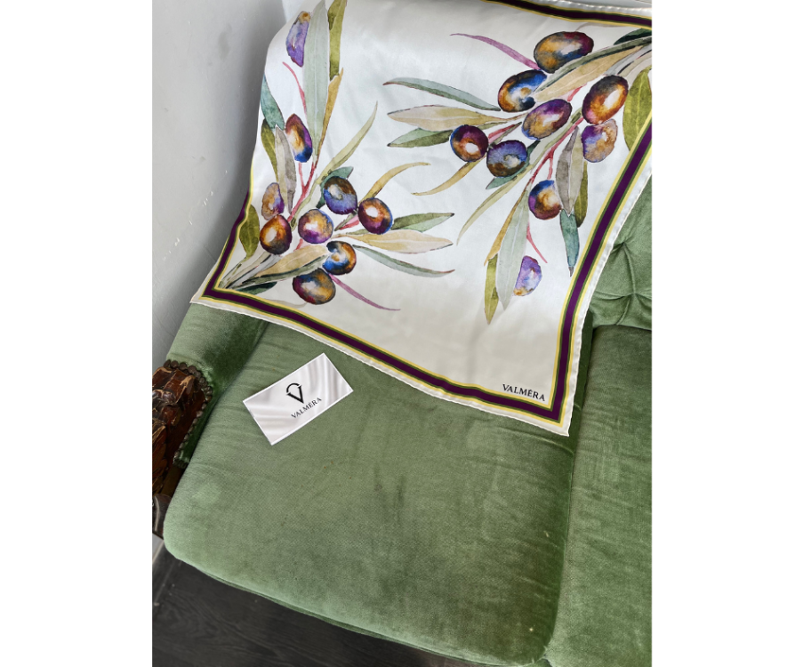 Uzlaşı Tacı Has İpek Fular 65*65