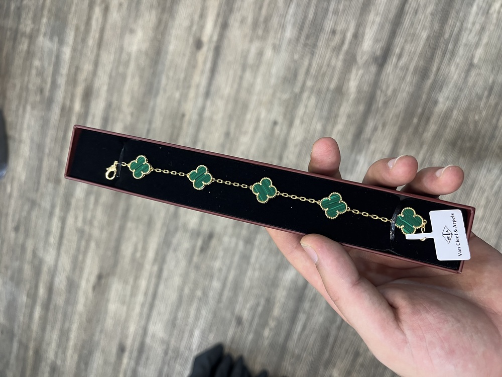 Van Cleef ETA bileklik 